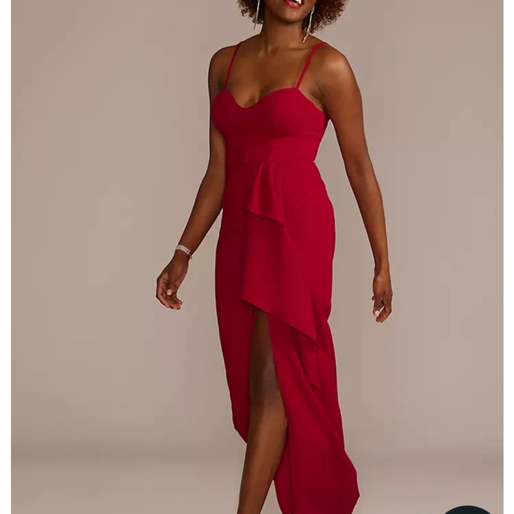 NWT DB STUDIO
Crepe Corset
Sheath Dress with Ruffle Slit